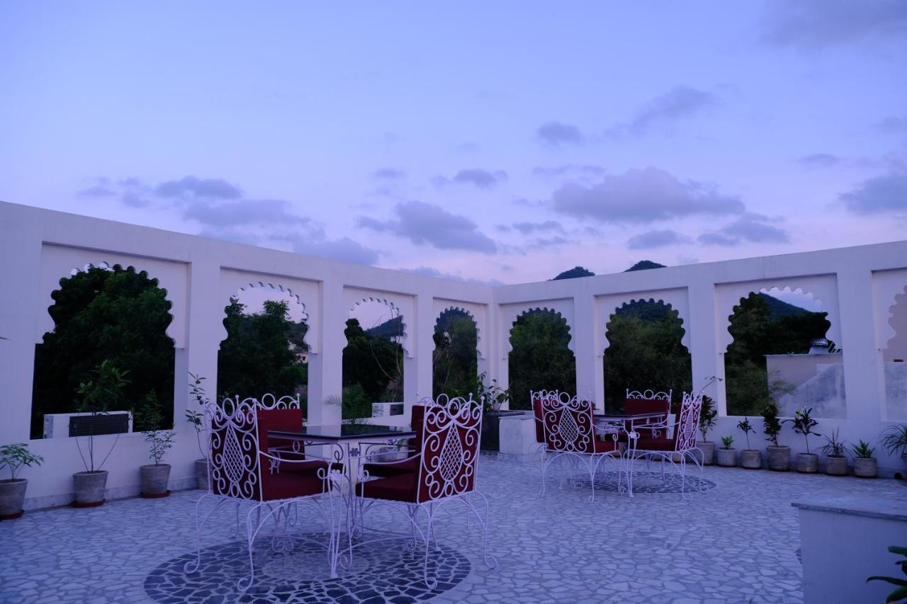 Emperor Palace A Heritage Hotel 3*